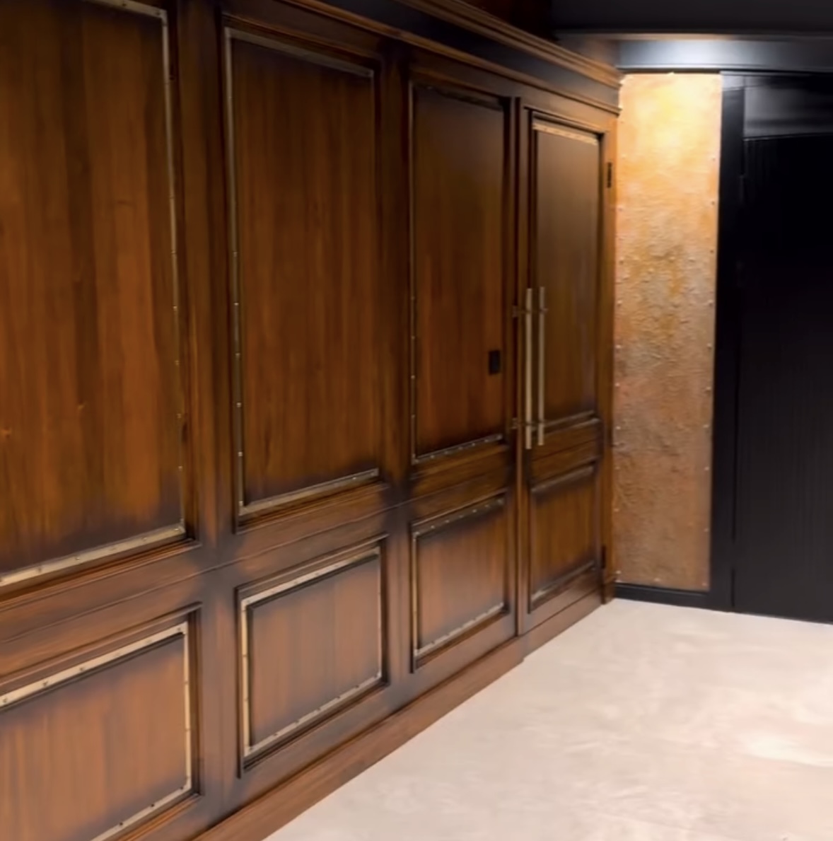 S?PAR?? AH?AP / LAMBR? - 8,5 metrekare